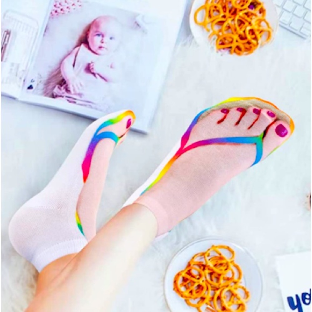 🆕FUN SOCKS: Multi-Color Thong Sandal Crew socks- Women’s size 6 to 8